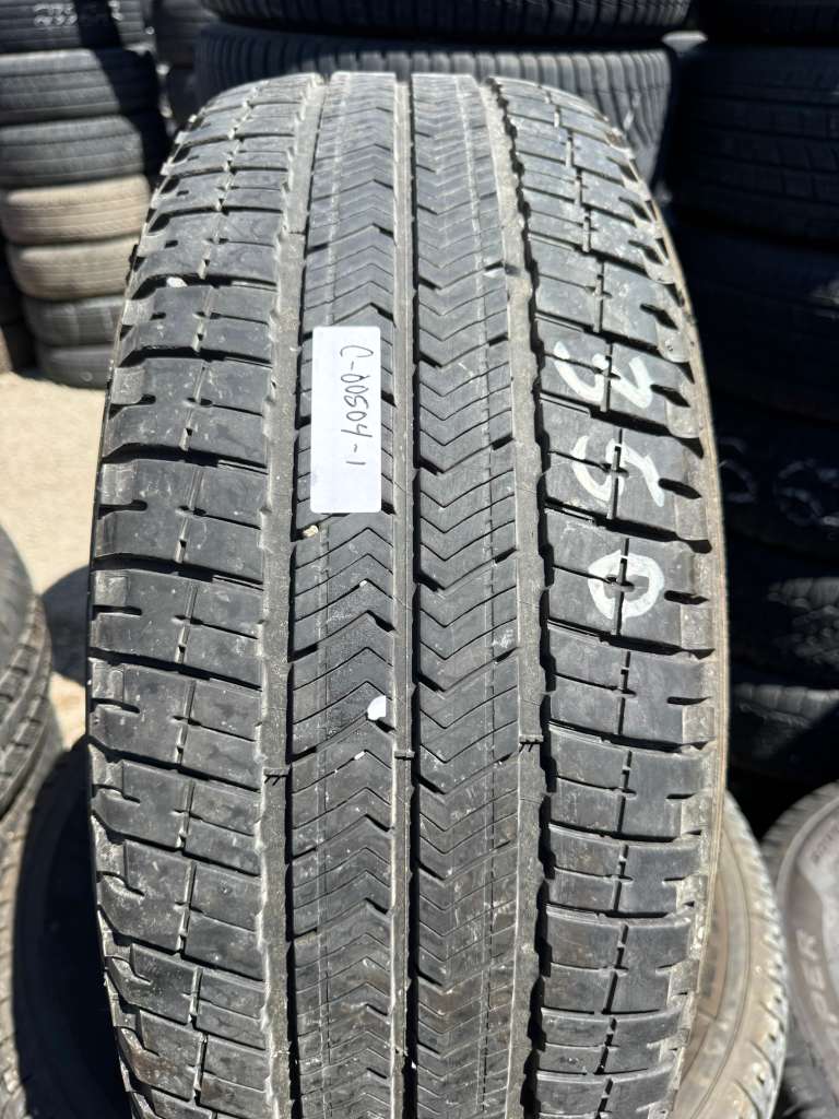 275/65R18 Set (4 Used Tires) Michelin Primacy XC