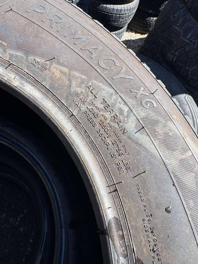 275/65R18 Set (4 Used Tires) Michelin Primacy XC