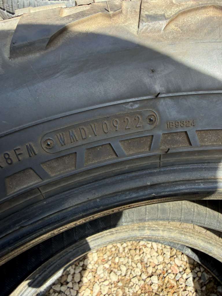 LT285/60R20 Pair (2 Used Tires) Falken Wildpeak A/T