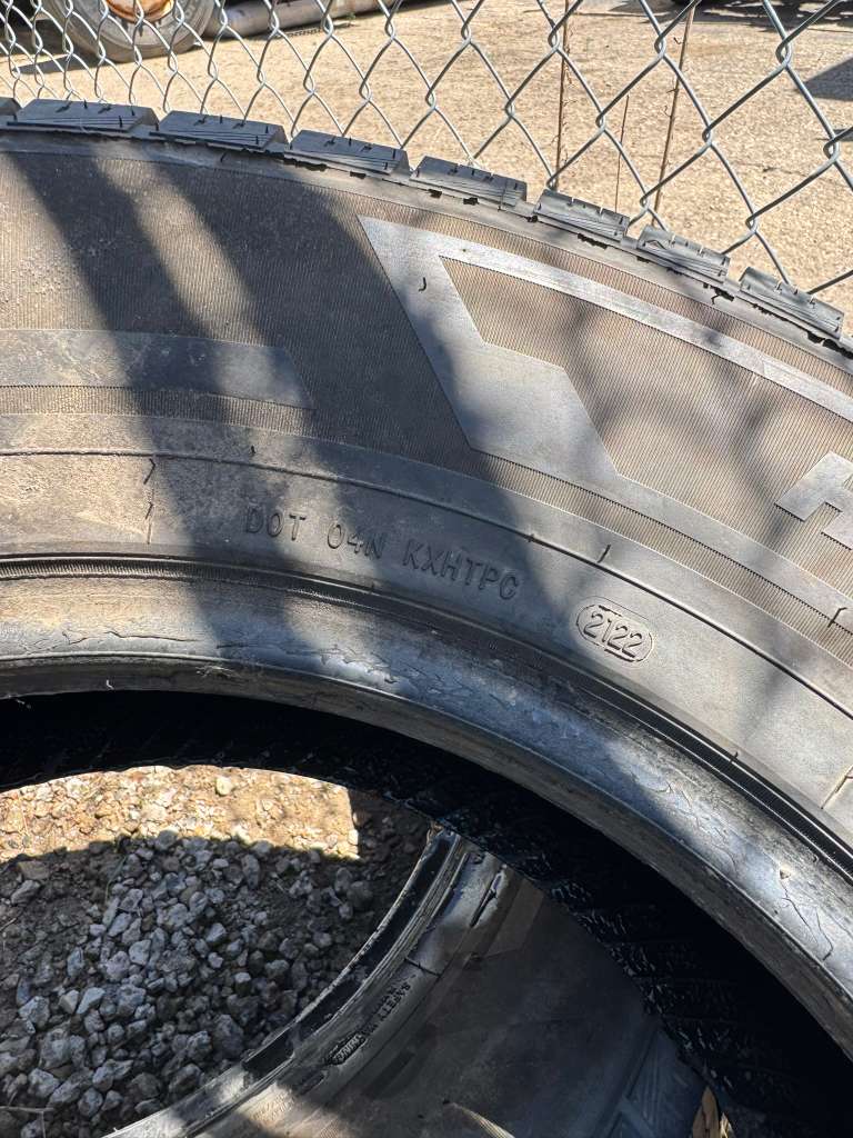 LT275/65R18 Pair (2 Used Tires) Prinx Hi Country H/T