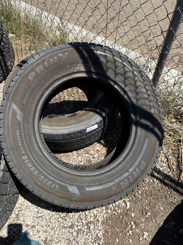 LT275/65R18 Pair (2 Used Tires) Prinx Hi Country H/T