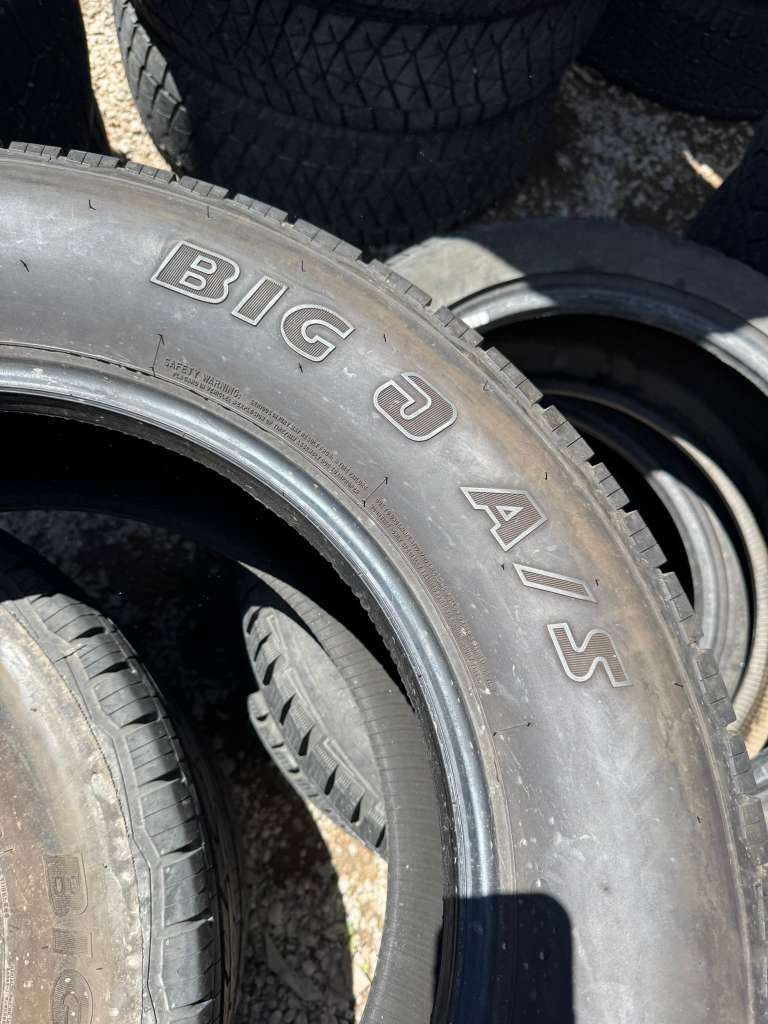 255/65R18 (3 Used Tires) Big O Tires Big Foot