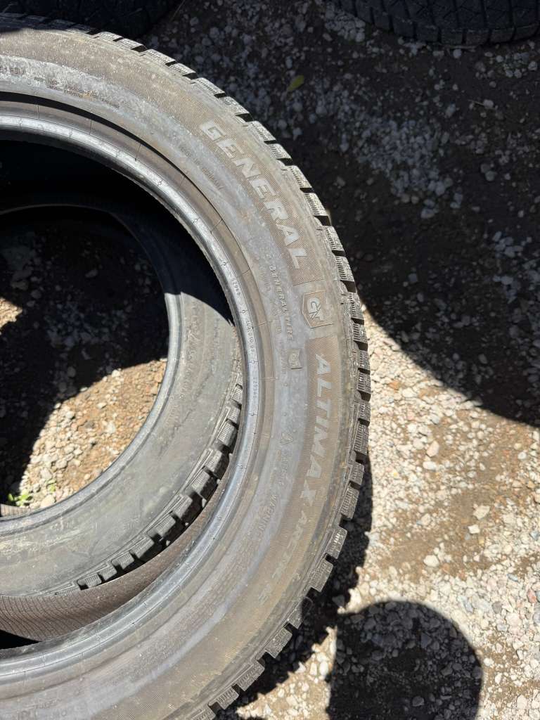 225/55R18 Pair (2 Like New Tires) General Altimax Artic