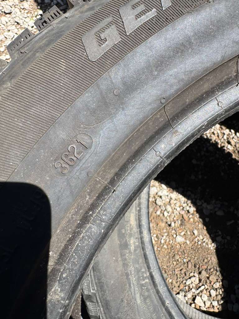 225/55R18 Pair (2 Like New Tires) General Altimax Artic