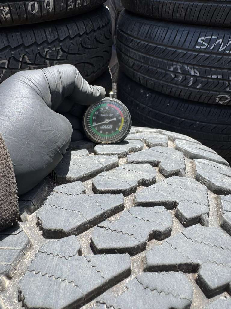 LT275/70R18  Pair (2 Used Tires) Firestone Destination X/T