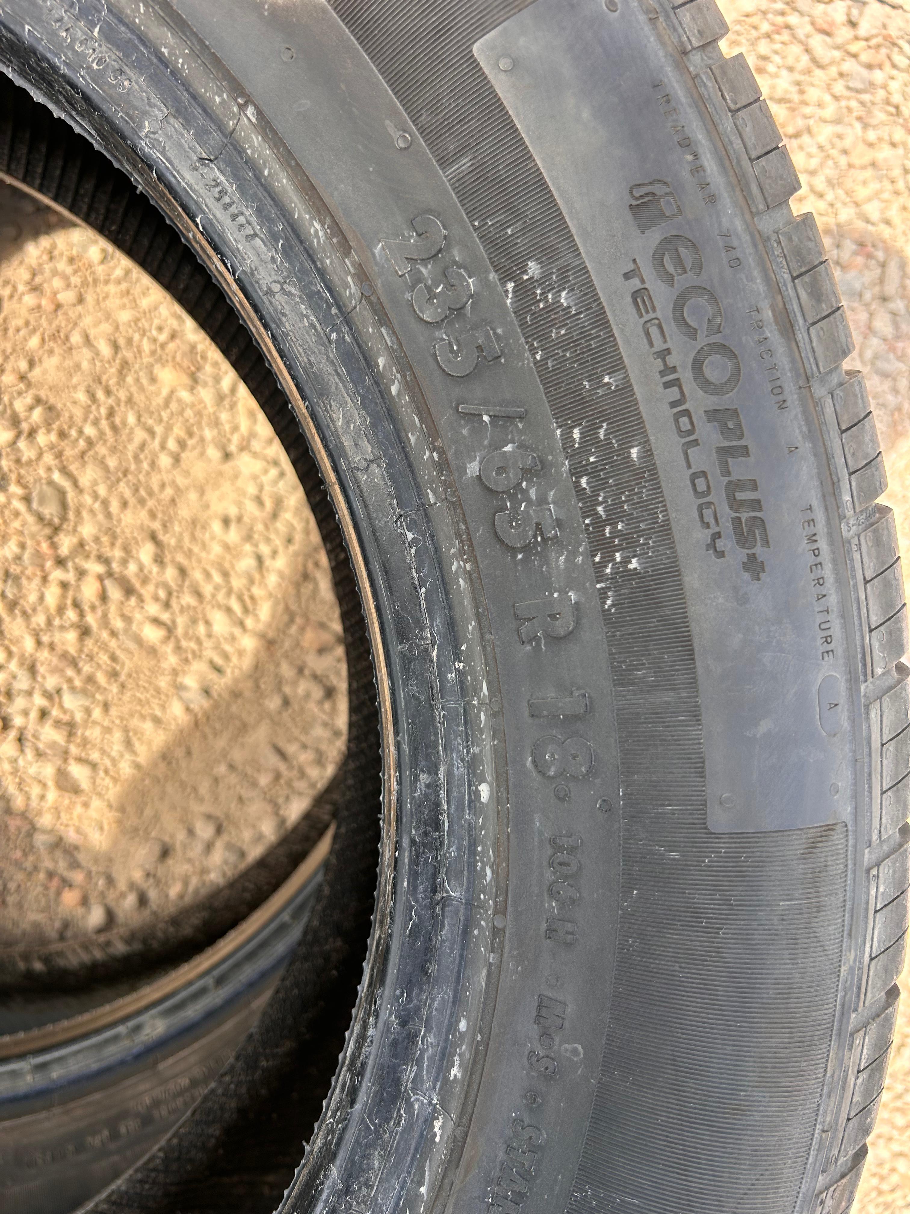 235/65R18 Pair (2 Used Tires) Continental CrossContact LX25