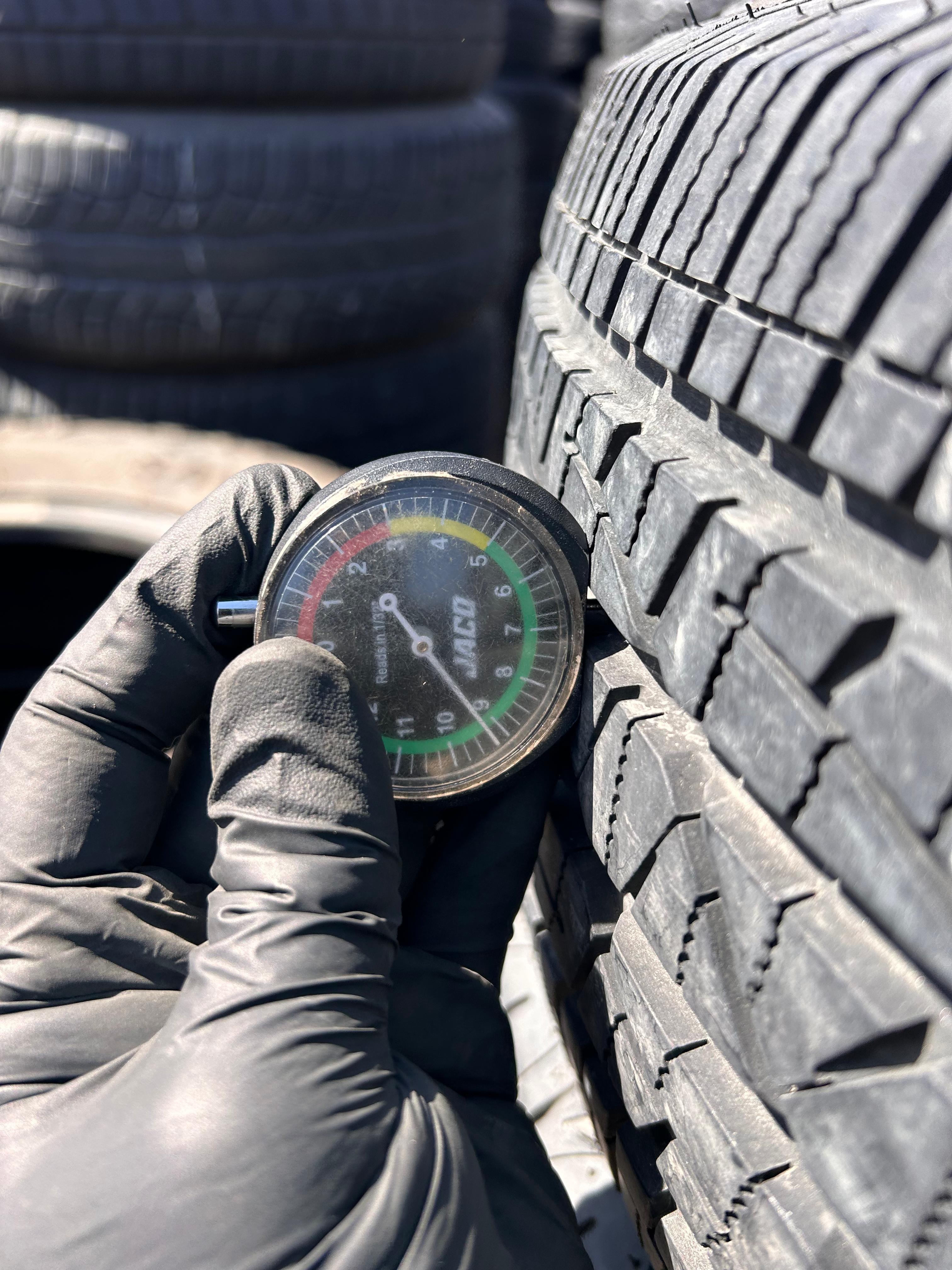 225/65R17 Set (4 Used Tires) Firestone Destination LE3