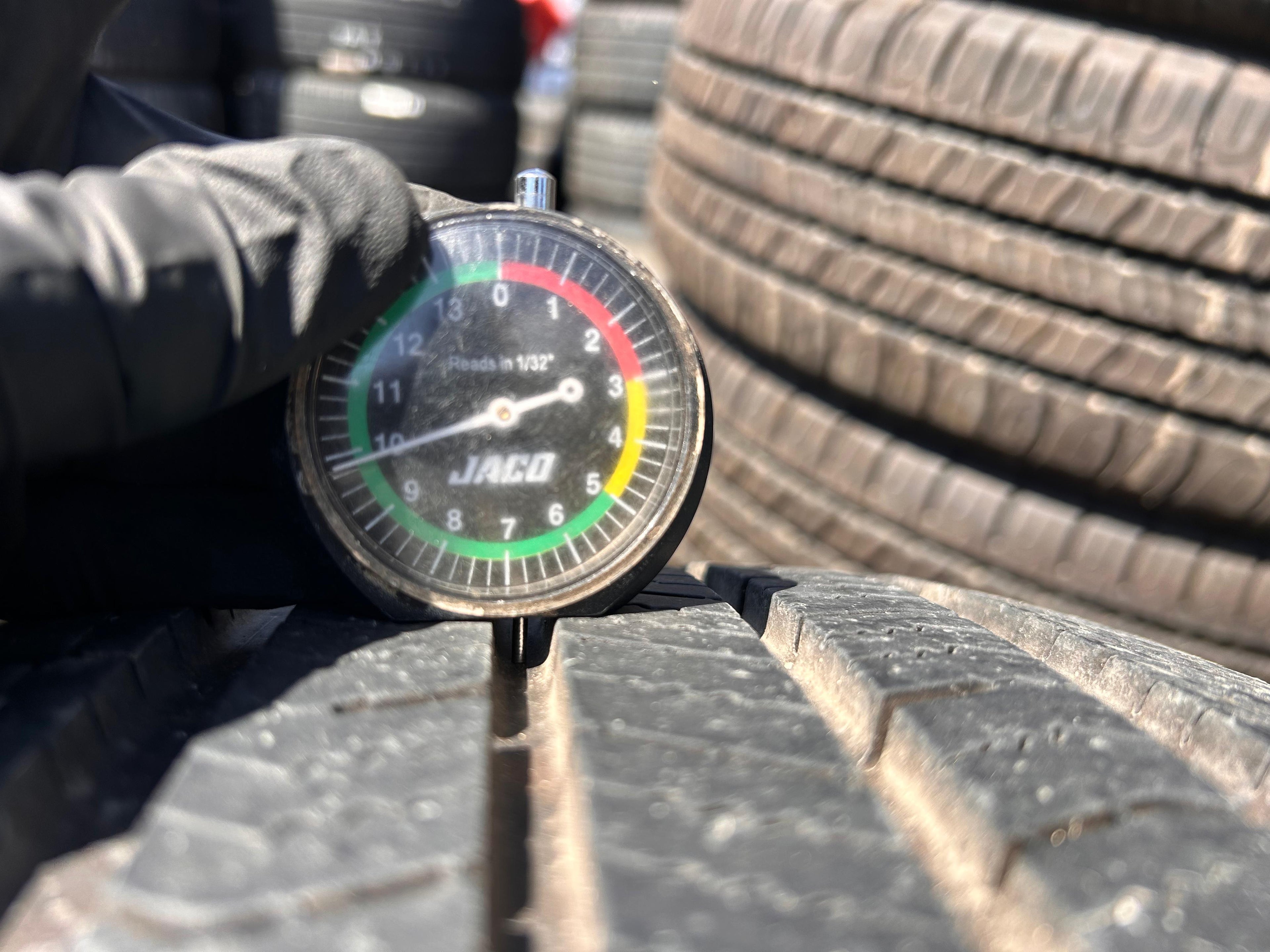 225/60R17 Set (4  Like New Tires) Arizonian Silver Edition