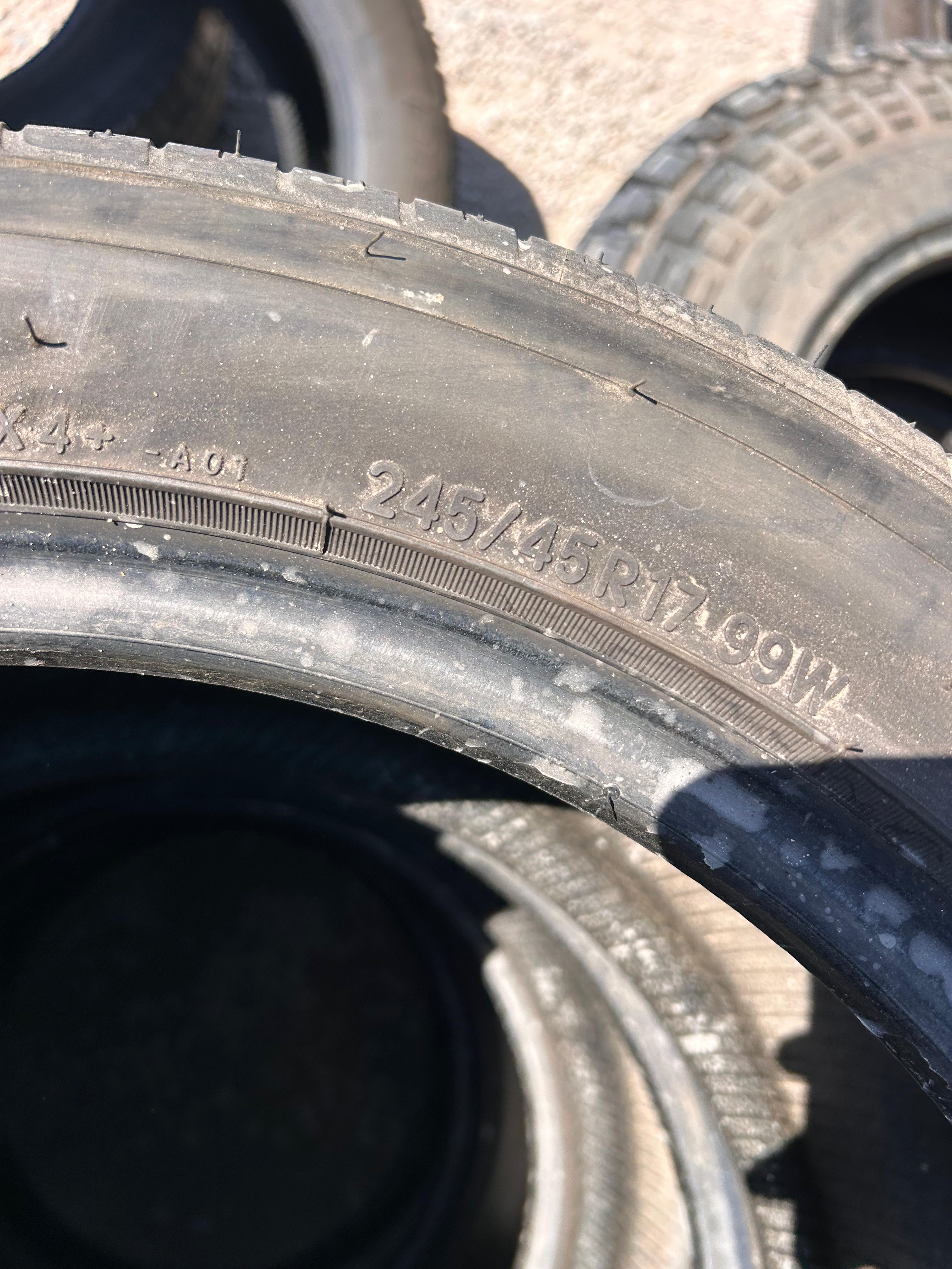 245/45R17 Set (4 Used Tires) Toyo Extensa 4 Plus