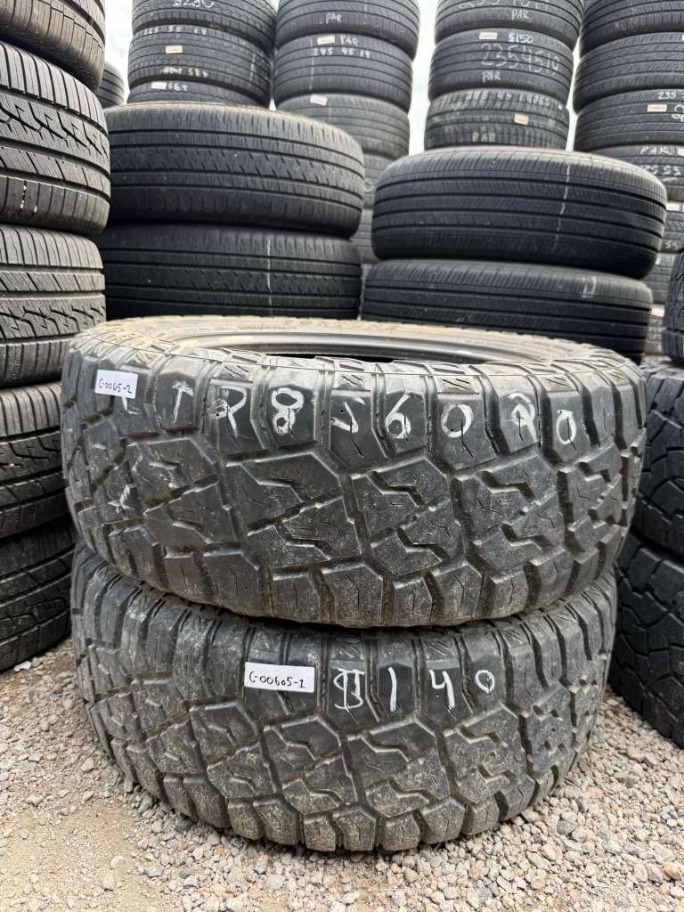 LT285/60R20 Pair (2 Used Tires) Fortune Tormenta R/T