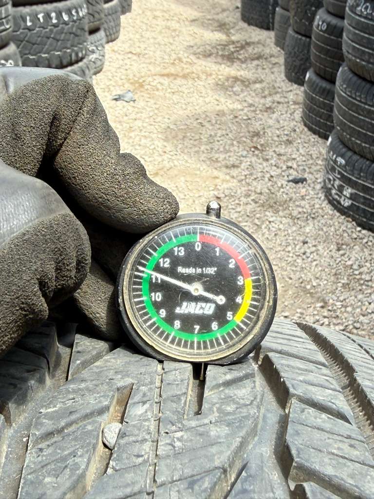 255/55R20 Pair (2 Used Tires) Continental CrossContact LX20