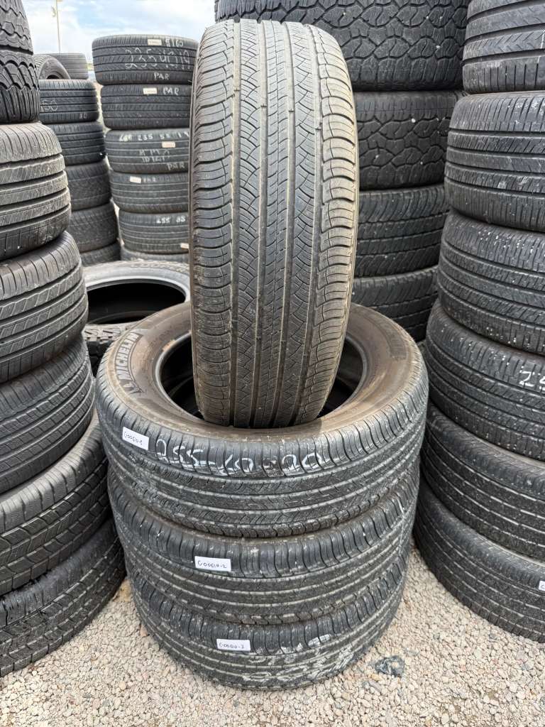 255/60R20 Set (4 Used Tires) Michelin Latitude Tour HP
