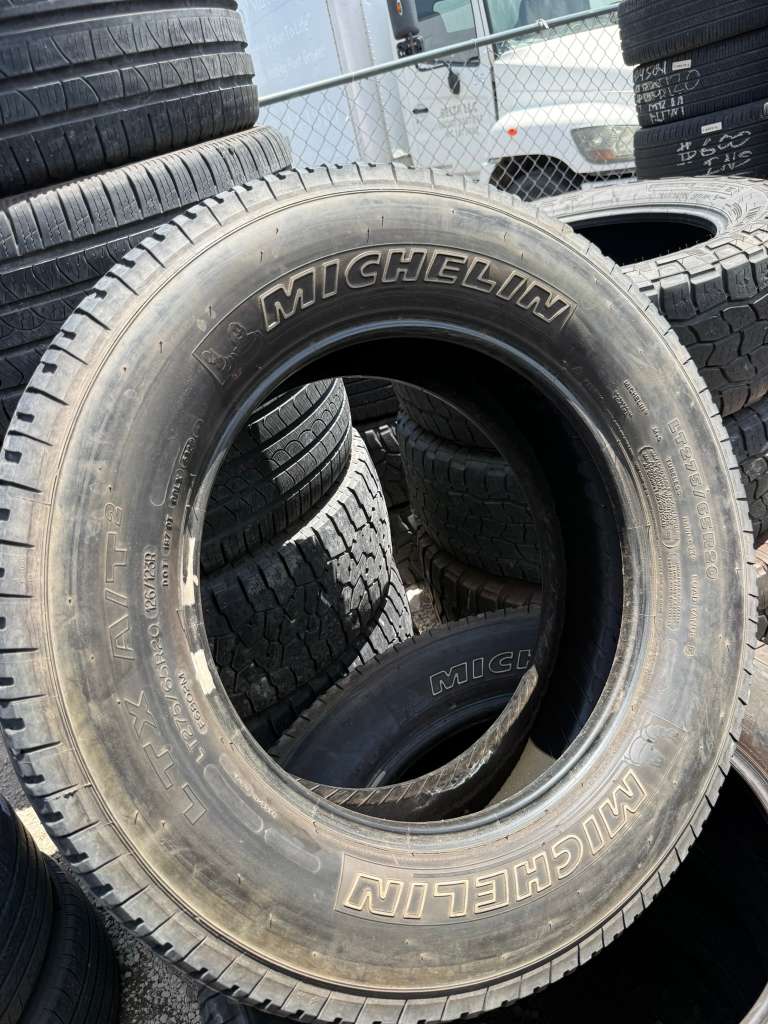 LT275/65R20 Set (4 Used Tires) Michelin LTX A/T 2