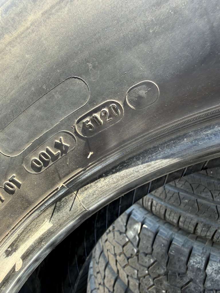 LT275/65R20 Set (4 Used Tires) Michelin LTX A/T 2