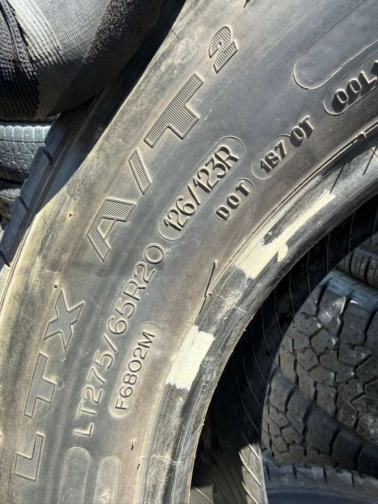 LT275/65R20 Set (4 Used Tires) Michelin LTX A/T 2