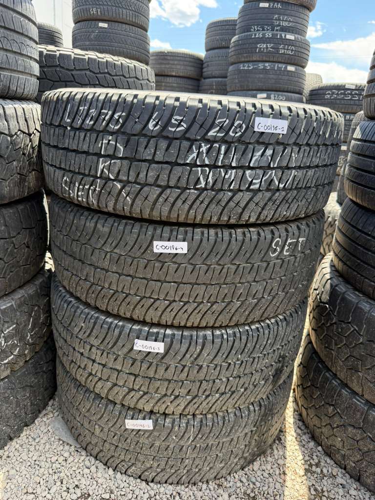 LT275/65R20 Set (4 Used Tires) Michelin LTX A/T 2