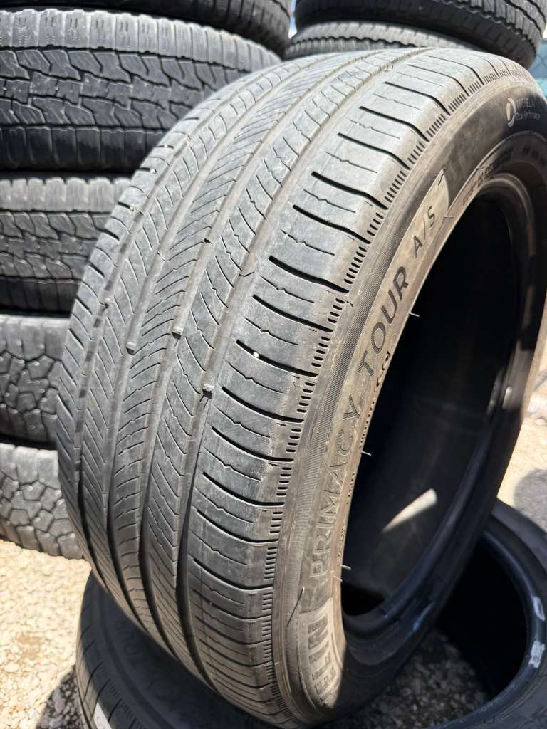 265/50R20 Pair (2 Used Tires) Michelin Primacy Tour A/S