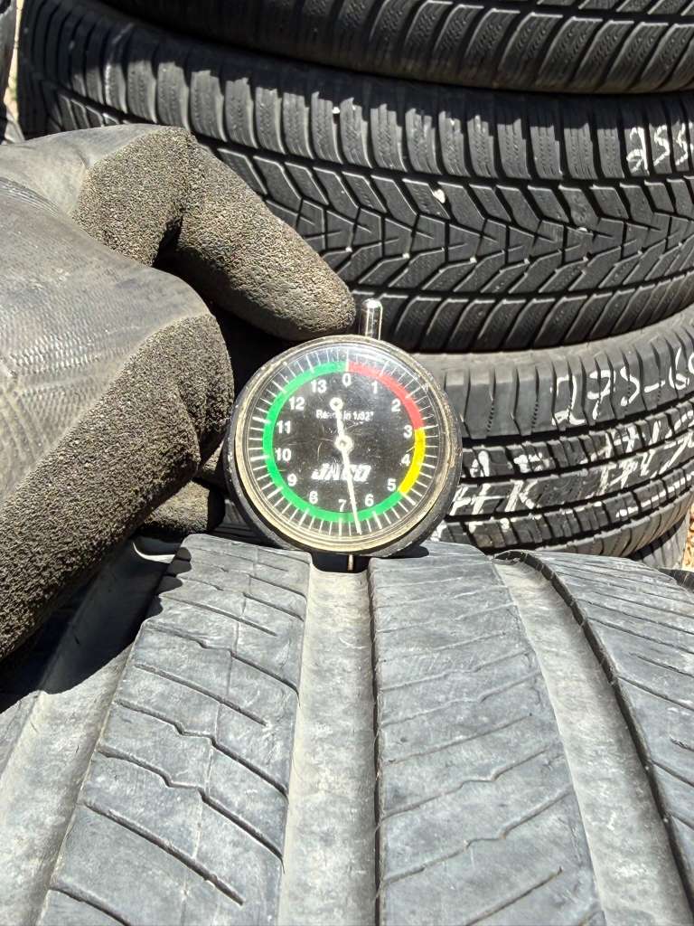 265/50R20 Pair (2 Used Tires) Michelin Primacy Tour A/S