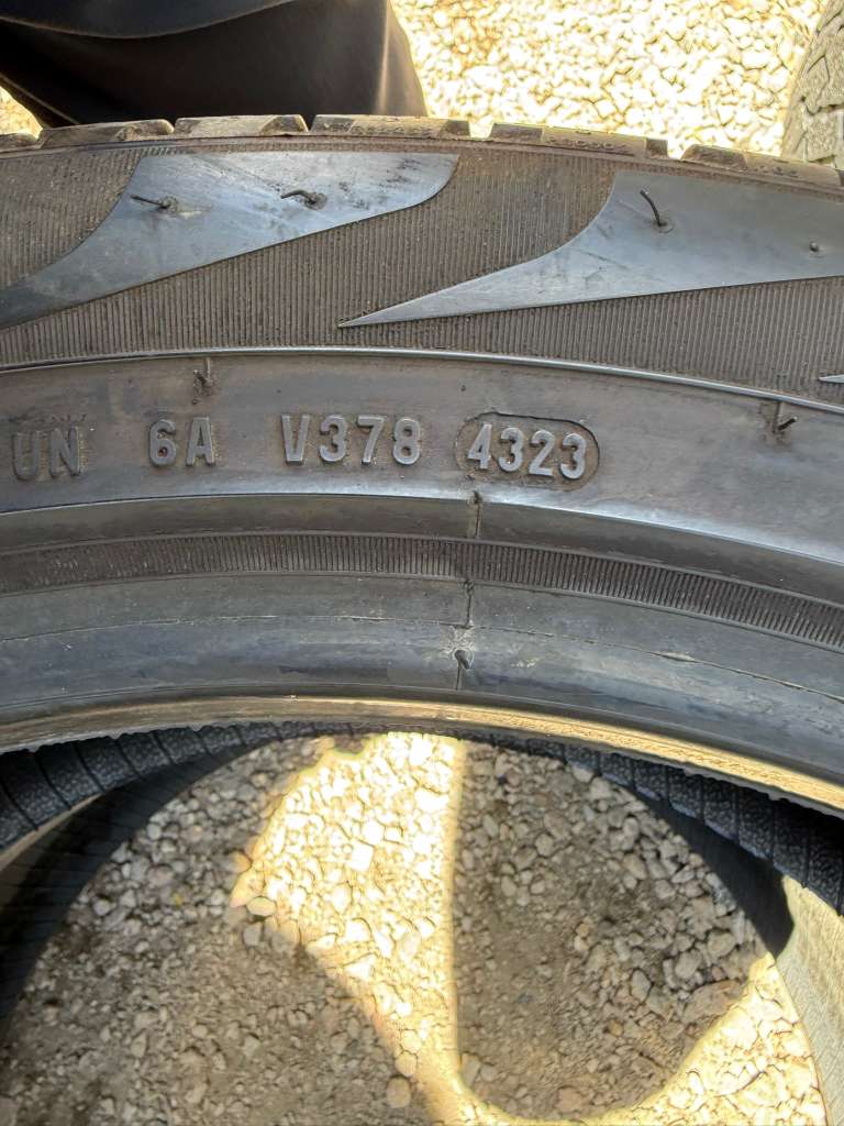 255/45R20 Pair (2 Used Tires) Pirelli Scorpion Verde All Season
