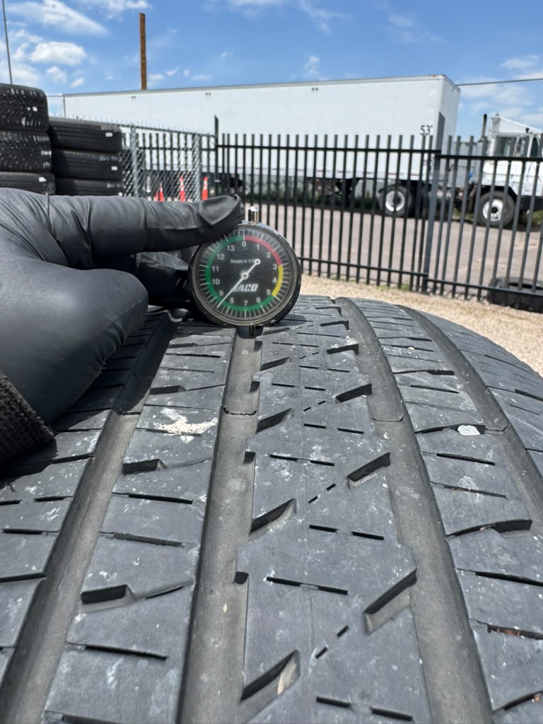 275/55R20 Set (4 Used Tires) Bridgestone Dueler H/L
