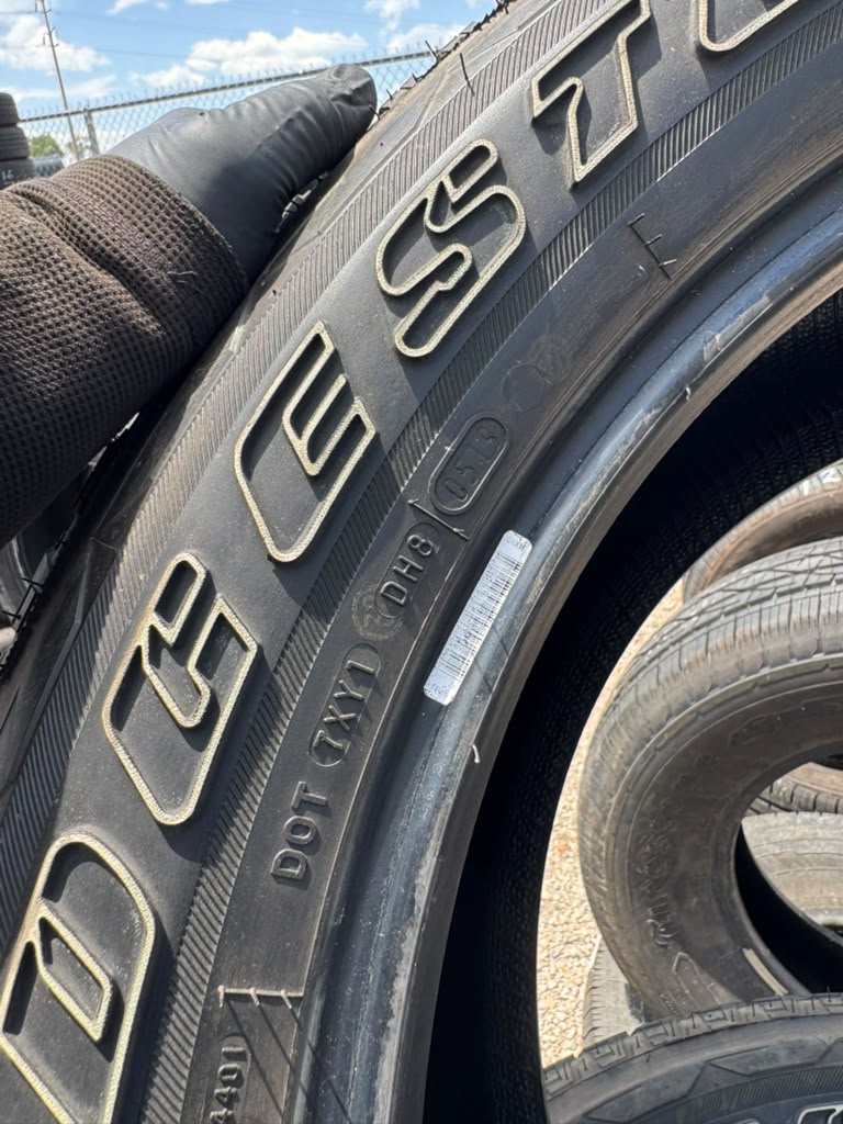 275/55R20 Set (4 Used Tires) Bridgestone Dueler H/L