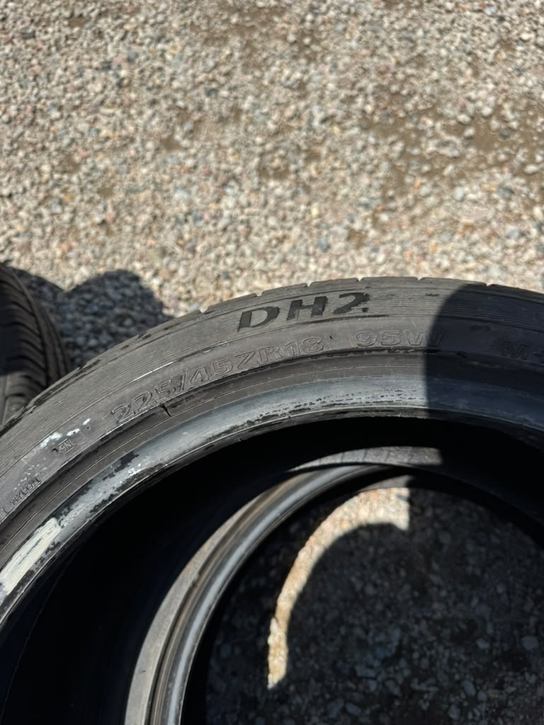 225/45R18 Pair (2 Used Tires) Delinte DH2
