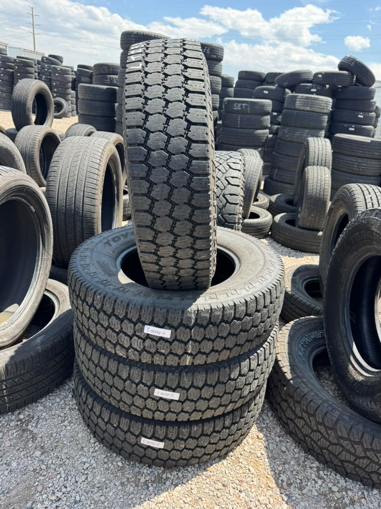 LT235/80R17 Set (4 Used Tires) Toyo M655