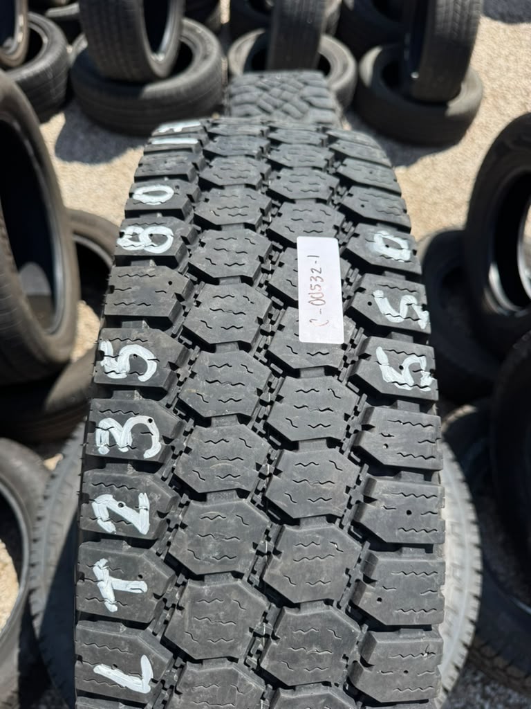 LT235/80R17 Set (4 Used Tires) Toyo M655