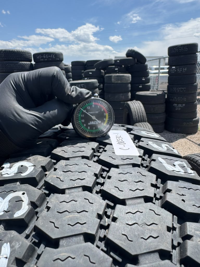 LT235/80R17 Set (4 Used Tires) Toyo M655