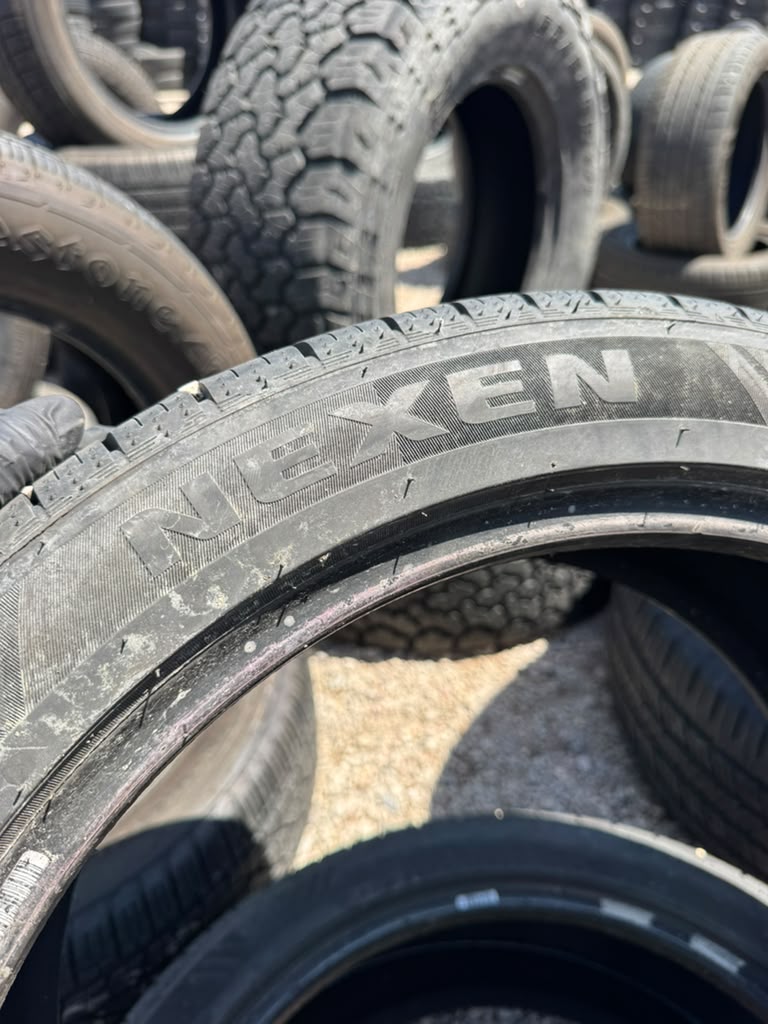 225/45R18 Pair (2 Used Tires) Nexen N5000 Platinum