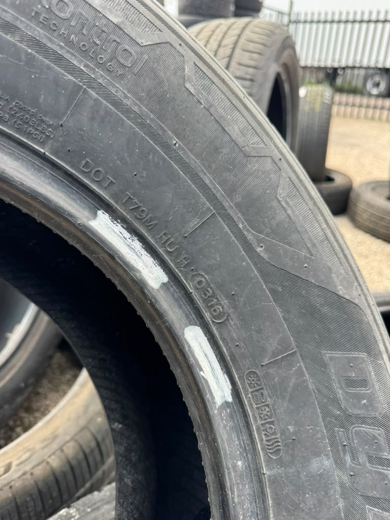 265/70R16 Pair (2 Used Tires) Hankook DynaPro HT