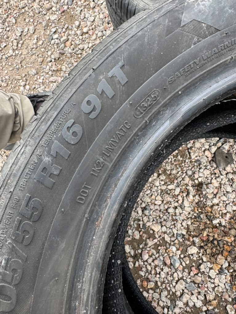 205/55R16 Pair (2 Used Tires) Kumho Solus