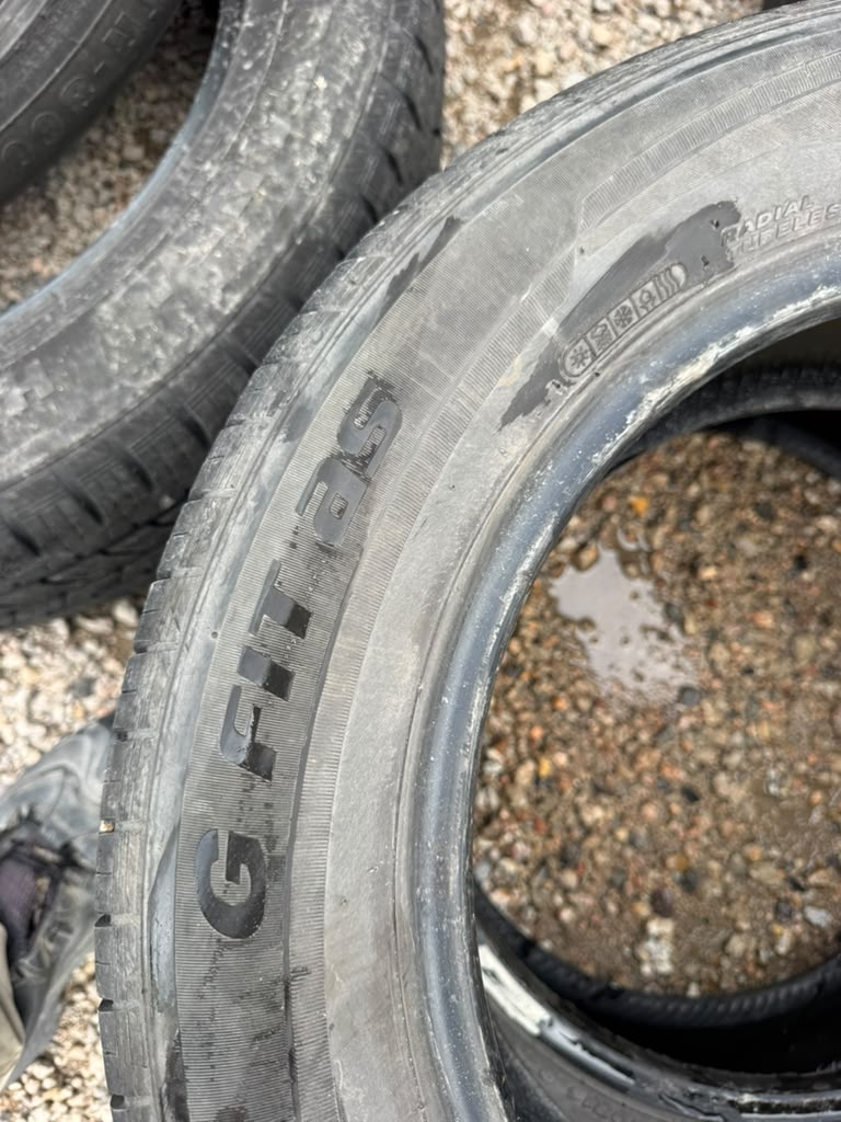 205/60R16 Pair (2 Used Tires) Laufenn G Fit