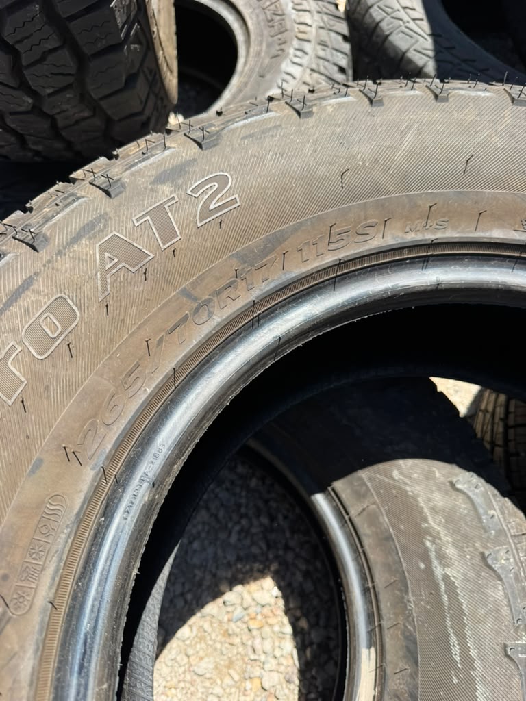 265/70R17 Pair (2 Used Tires) Hankook DynaPro AT2