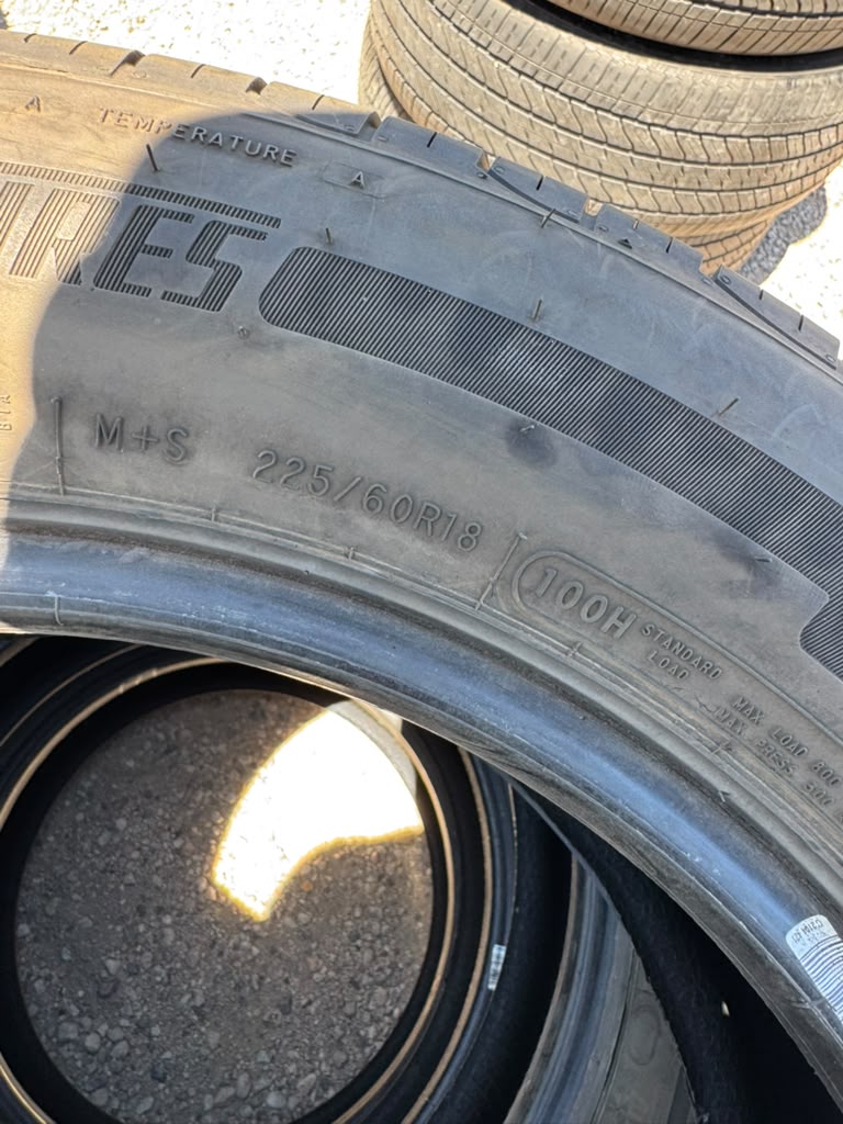 225/60R18 Set (4 Used Tires) DeanTires Road Control 2