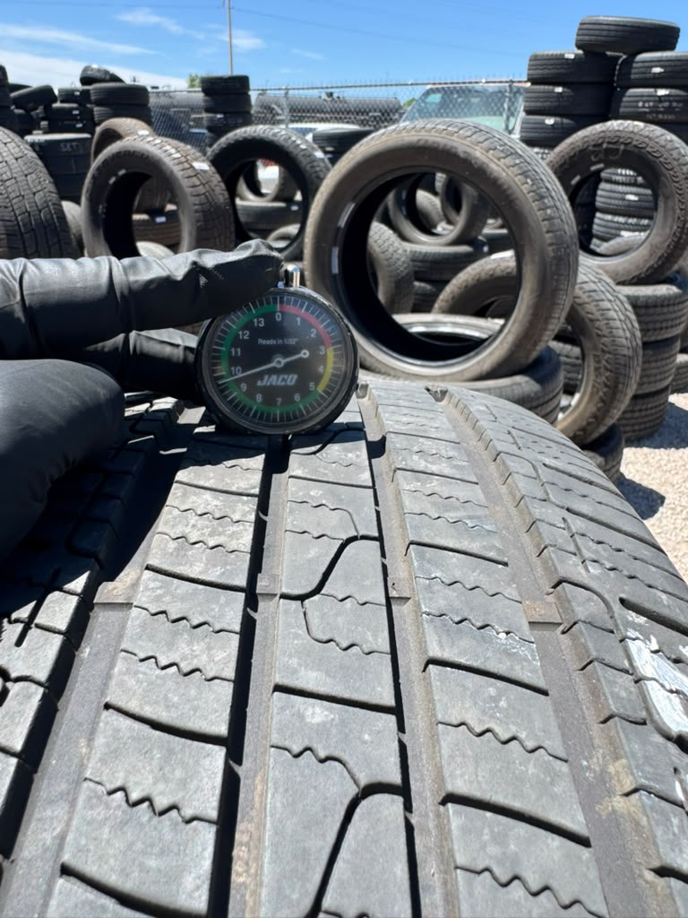 225/60R18 Set (4 Used Tires) DeanTires Road Control 2