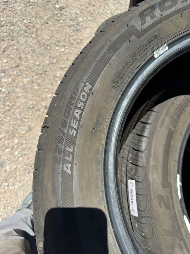 225/60R18 Set (4 Used Tires) DeanTires Road Control 2