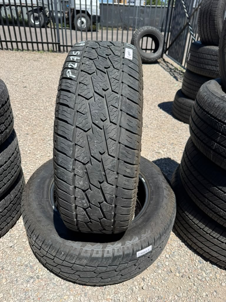275/60R20 Pair (2 Used Tires) Delinte Bandit