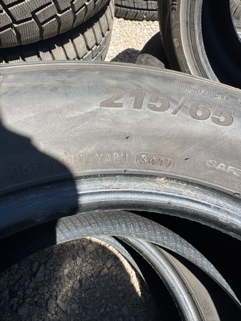 215/65R15 Pair (2 Used Tires) Kumho Solus