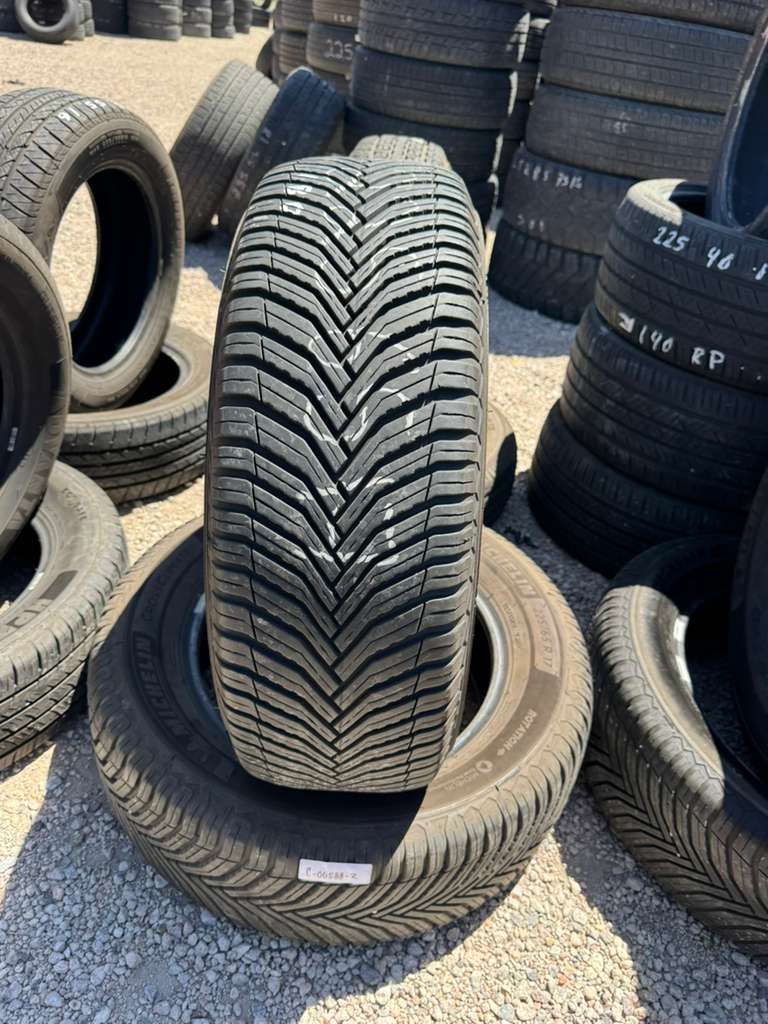 225/65R17 Pair (2 Used Tires) Michelin Cross Climate