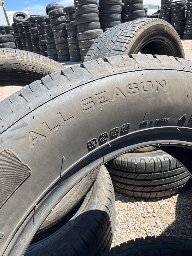 205/65R16  Pair (2 Used Tires) Advanta HPZ-02