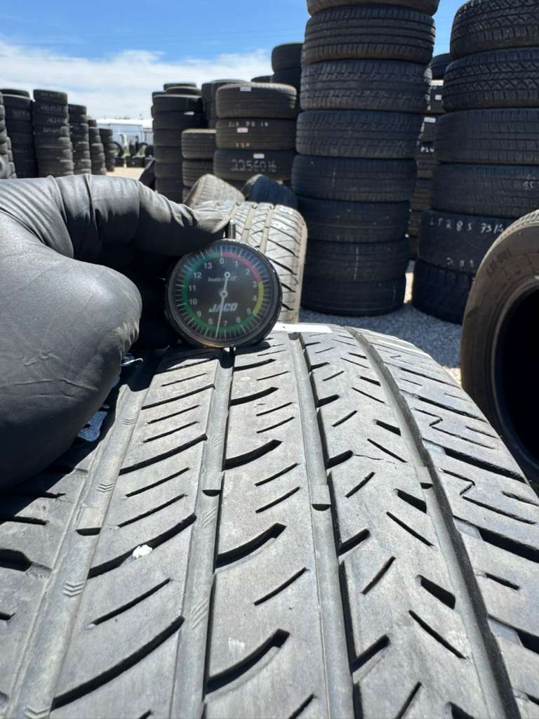 205/65R16  Pair (2 Used Tires) Advanta HPZ-02