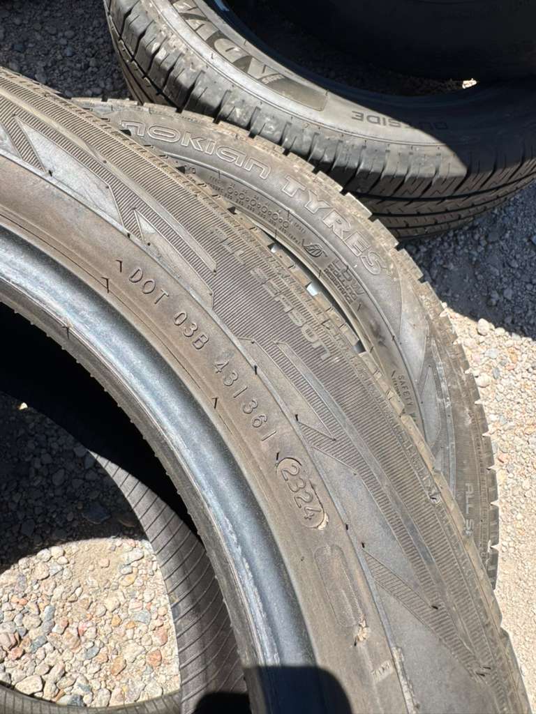 225/50R17 Pair (2 Used Tires) Nokian Tyres One