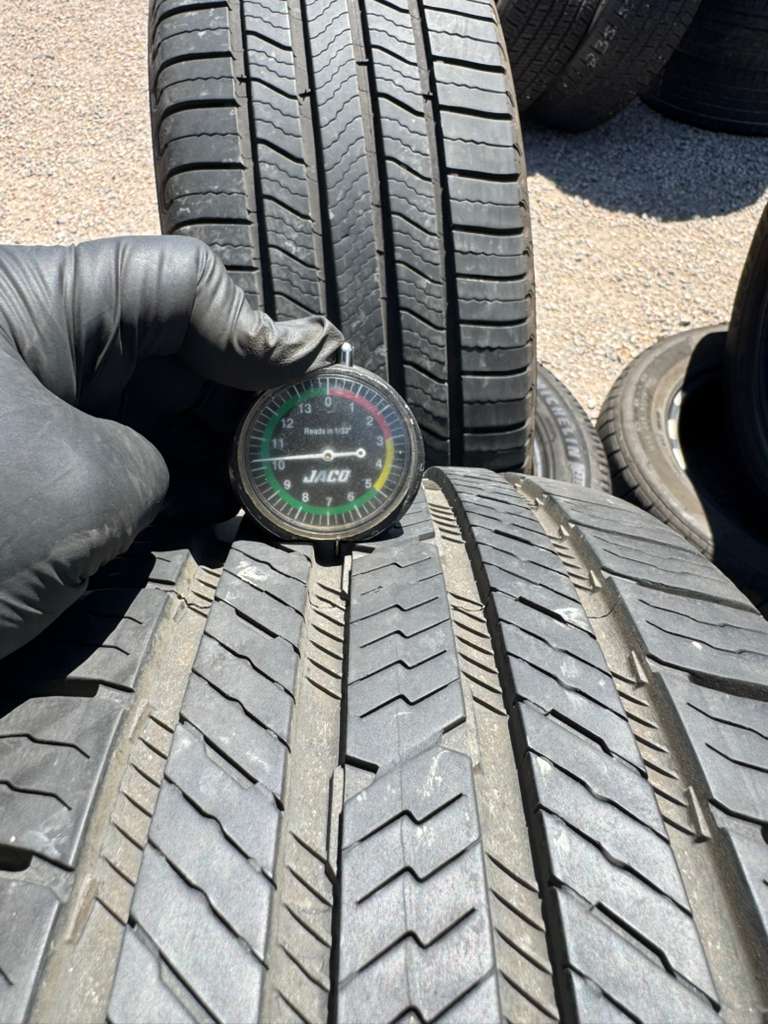225/50R17 Pair (2 Used Tires) Nokian Tyres One