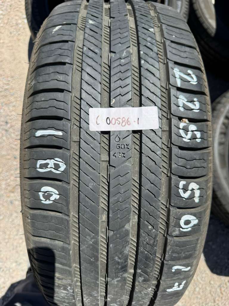225/50R17 Pair (2 Used Tires) Nokian Tyres One