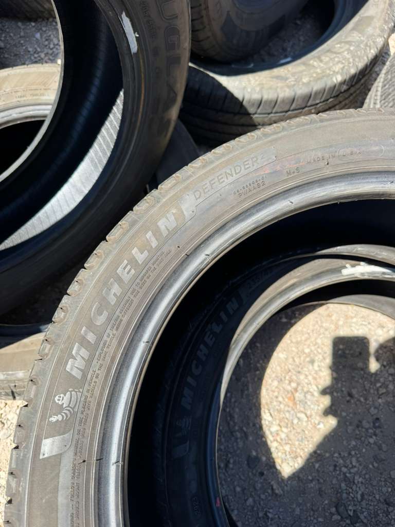 235/45R19 Pair (2 Used Tires) Michelin Defender