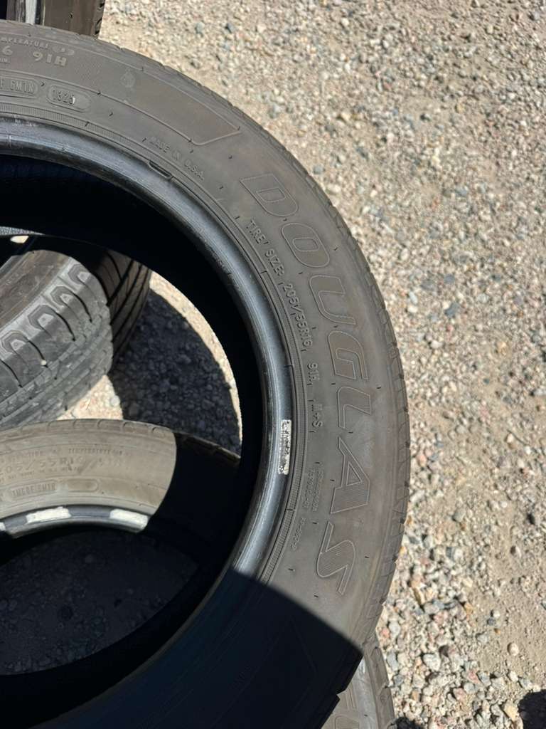 205/55R16 Pair (2 Used Tires) Douglas