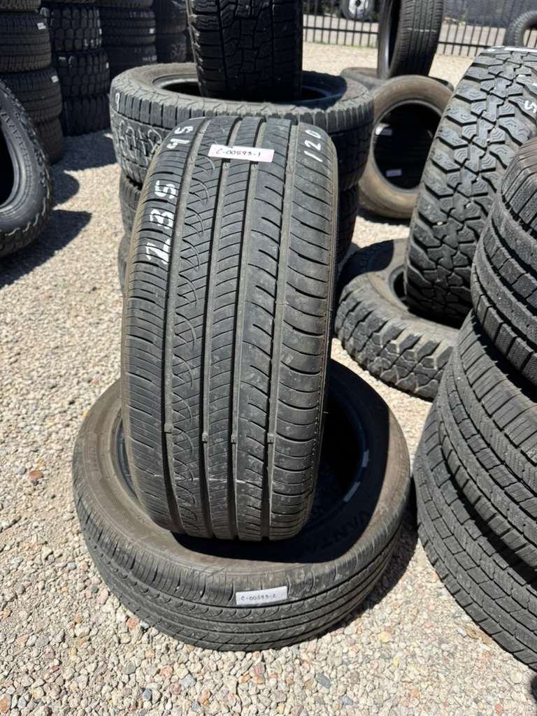 235/45R18  Pair (2 Used Tires) Vantage UHP