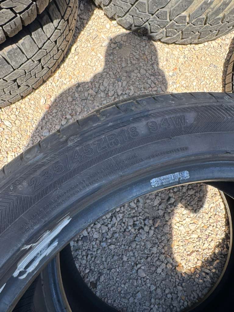 235/45R18  Pair (2 Used Tires) Vantage UHP