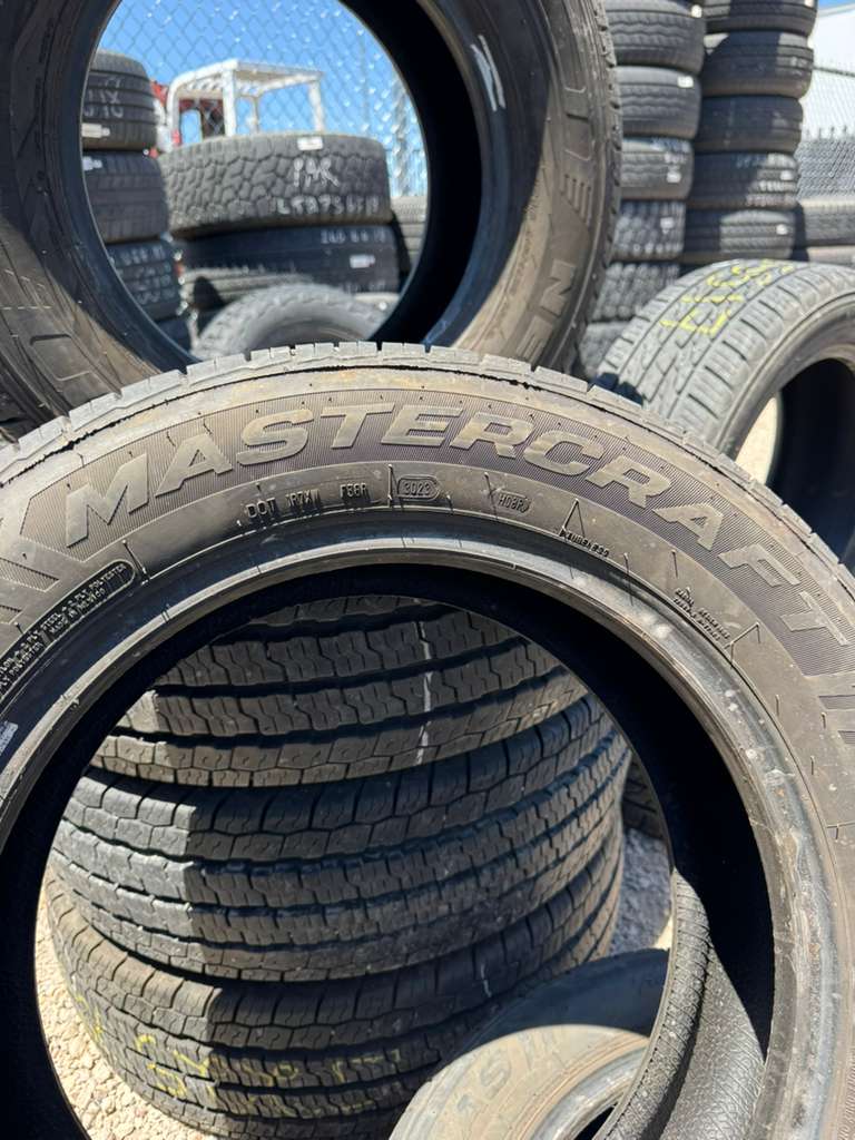 205/60R16 Pair (2 Used Tires) Mastercraft Stratus